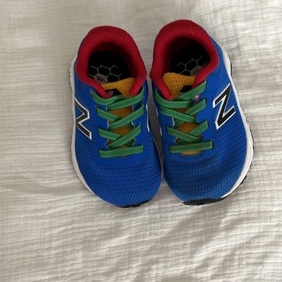 Fresh Foam Arishi V2 Sneakers | New Balance | Size 3 (Baby) - Picture 3 of 6